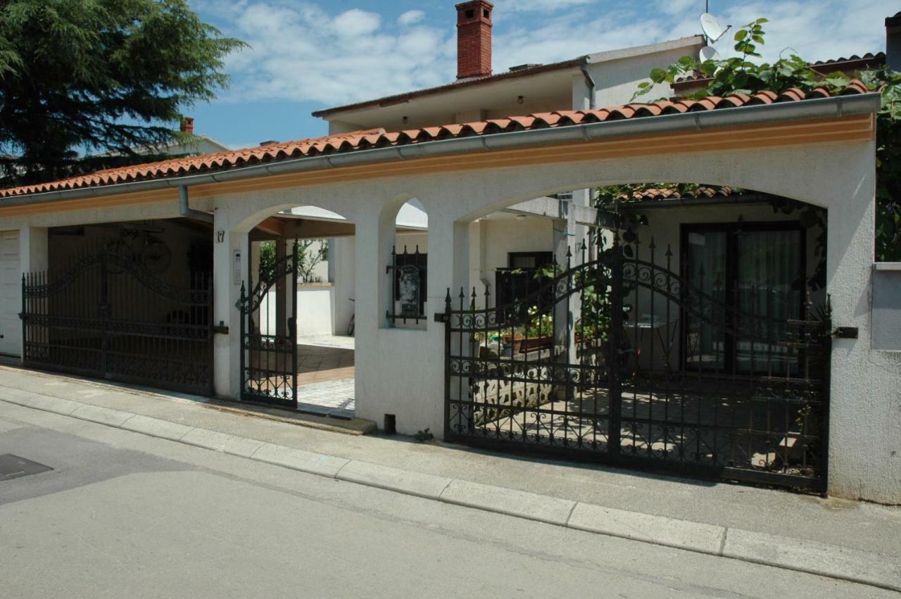 Apartments Valbandon Fažana Exterior foto